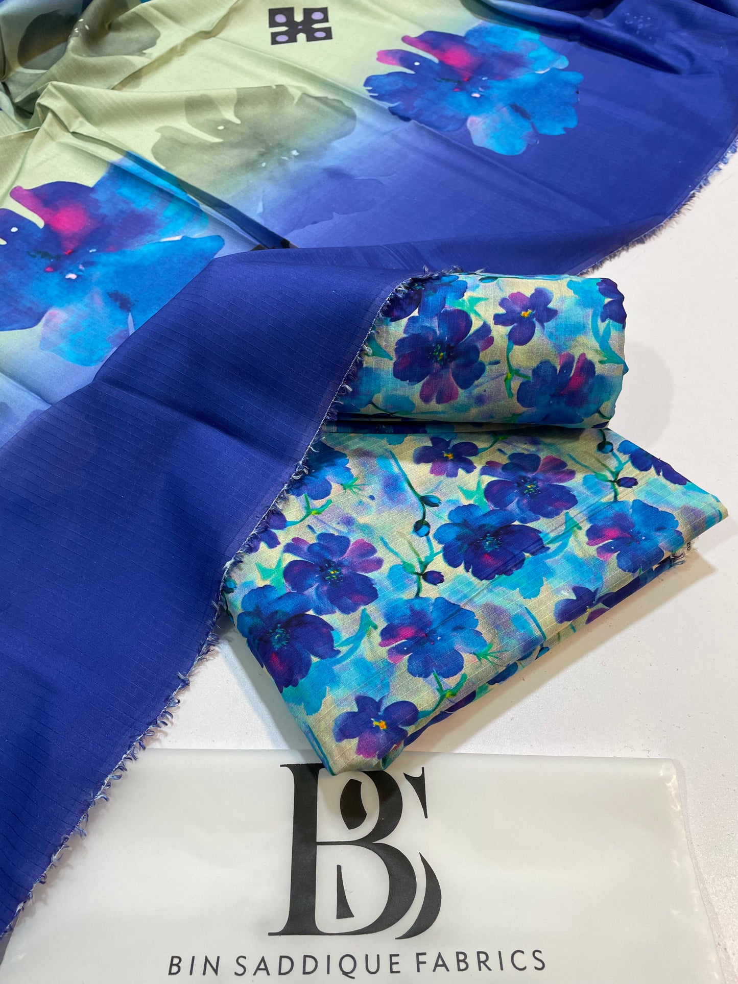 Bana Doria Linen – All Over Printed 3 Piece Suit