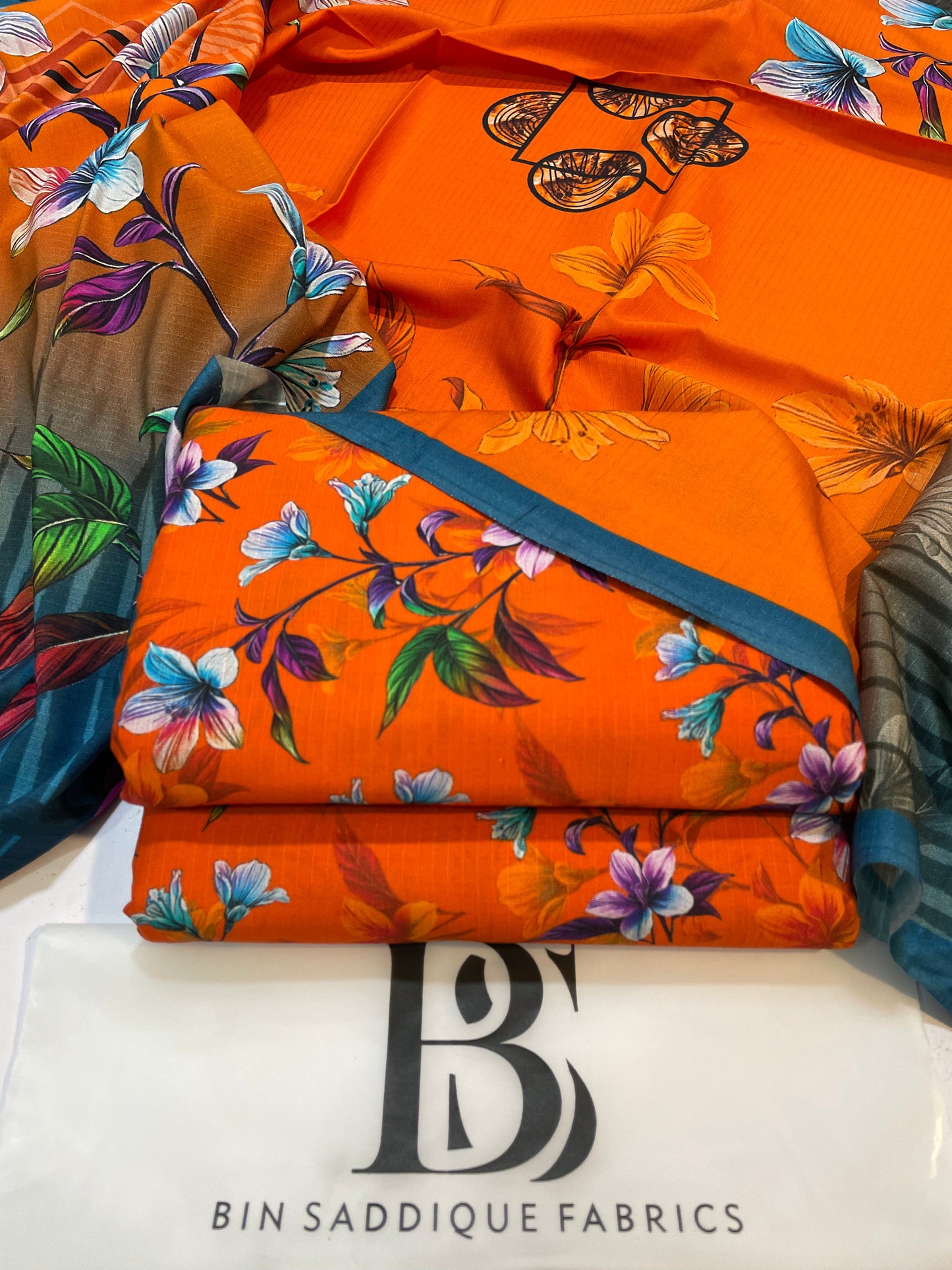Bana Doria Linen – All Over Printed 3 Piece Suit
