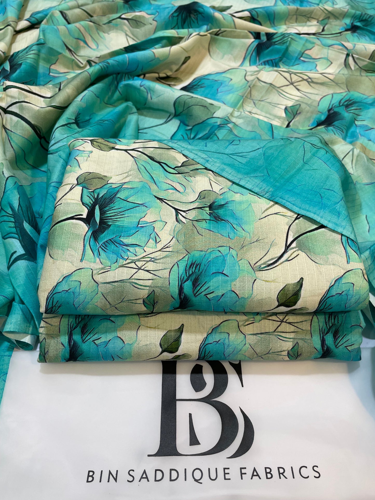 Bana Doria Linen – All Over Printed 3 Piece Suit