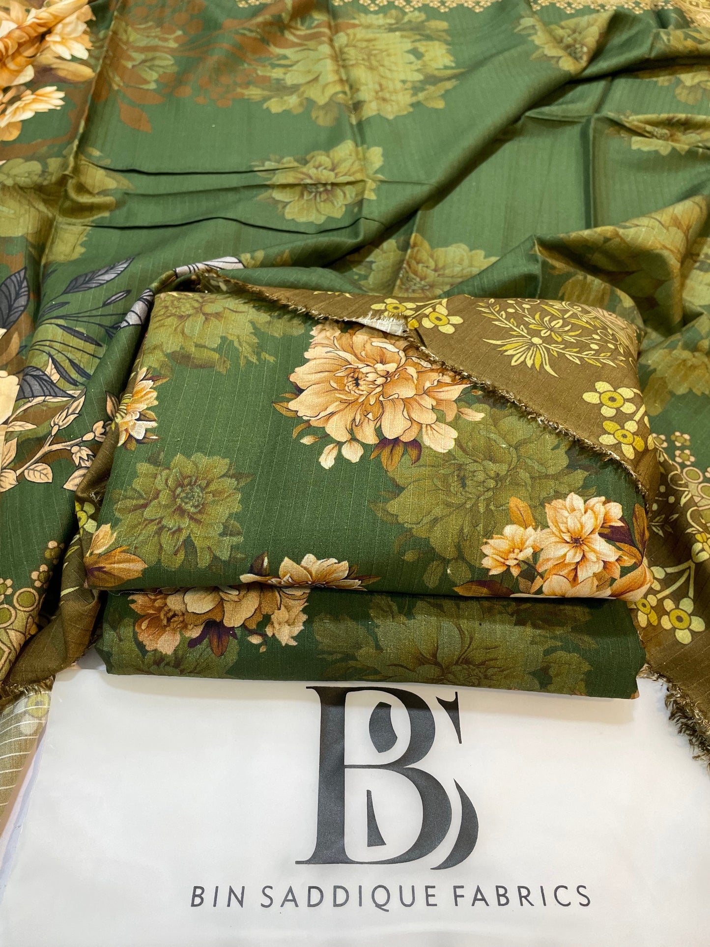 Bana Doria Linen – All Over Printed 3 Piece Suit